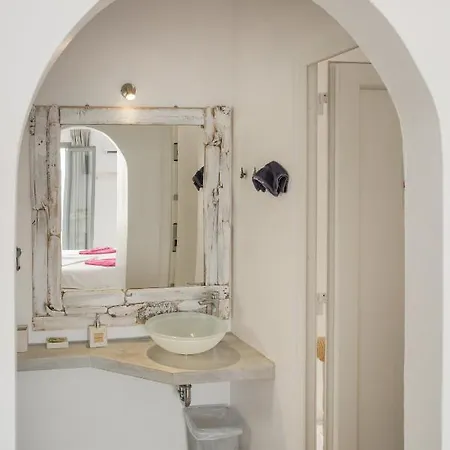 בית הארחה Irini נאוסה