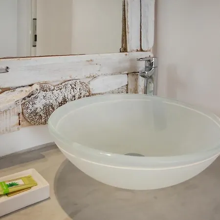 בית הארחה Irini נאוסה