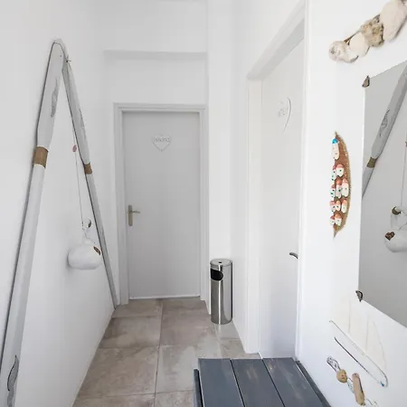 Irini בית הארחה 3*